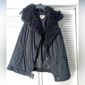 Mossimo Supply Co. Women's Black Vest with Faux Fur